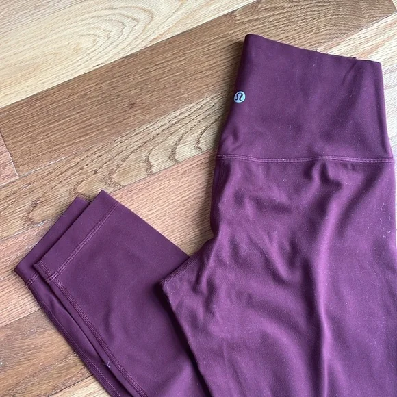 EUC Lululemon Align Leggings - Wine Burgundy “Red Merlot” Color - Picture 2 of 7